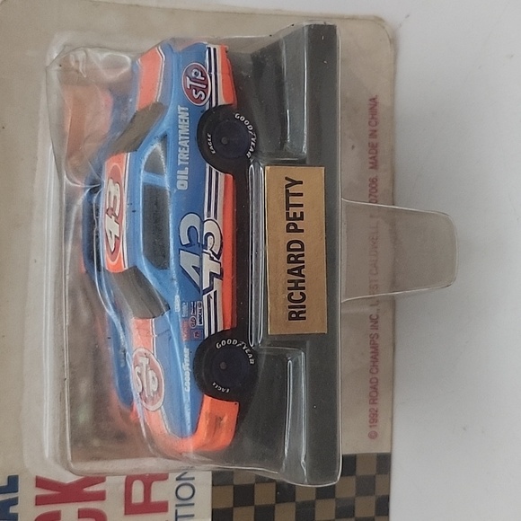1992 Road Champs Official Stock Car Collection Richard Petty NWT - Picture 3 of 7